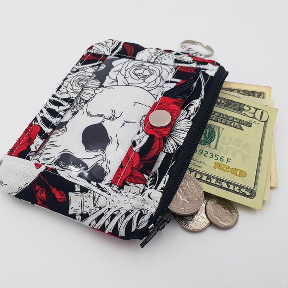 NEW! Skulls and Roses ID Badge Holder Wallet - Picture 2 of 5